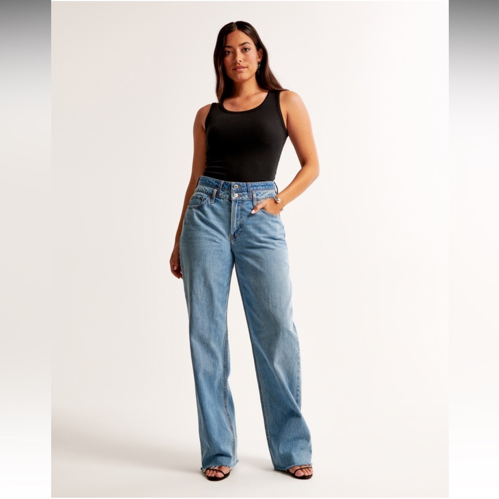 Abercrombie & Fitch Curve Love High Rise Loose Jean Medium with Double Waistband